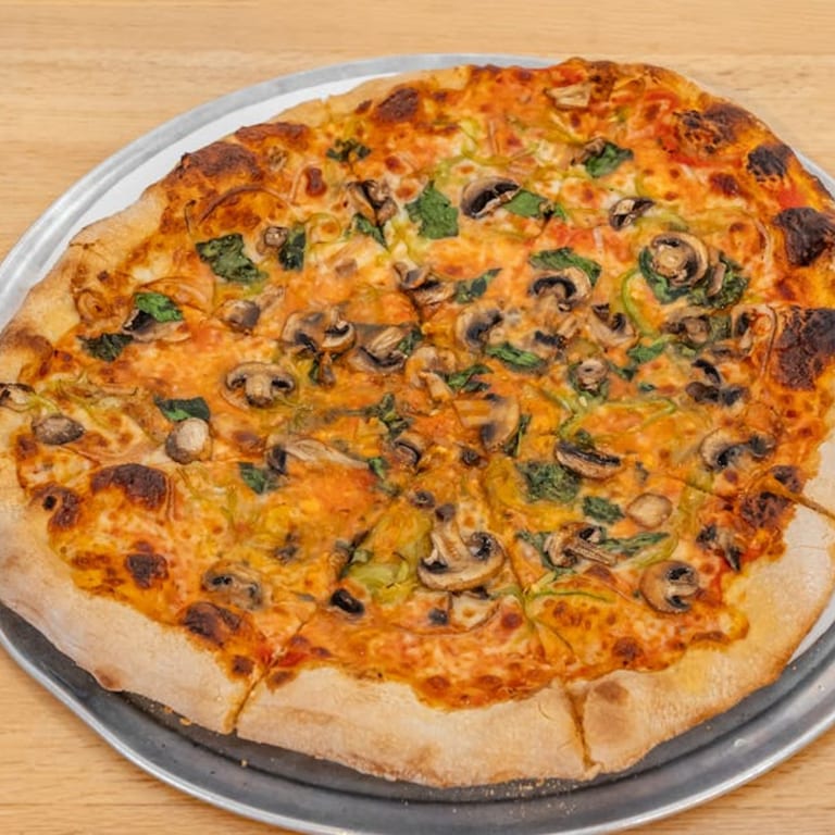 🌿 Garden Bliss on a Crust 🍕